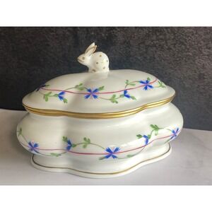 Herend Hungary Blue Garland (PBG) Porcelain Lidded Trinket Box Rabbit Finial